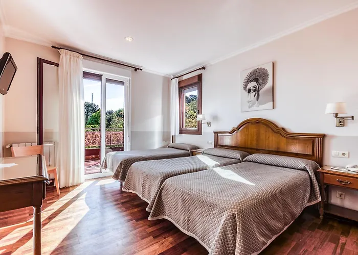 乐库埃德酒店 2*